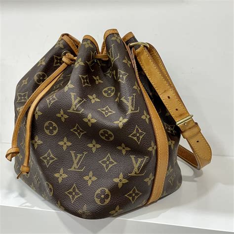 secchiello louis vuitton vintage|Louis Vuitton Epi Noe .